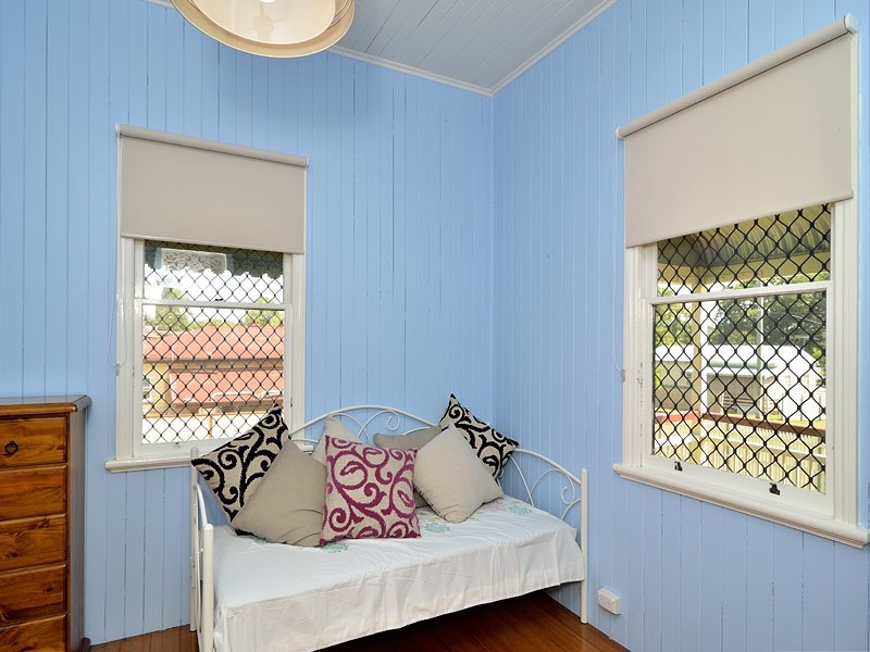 141 Cascade Street, Raceview QLD 4305