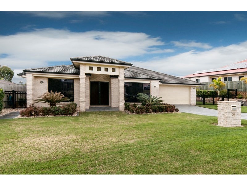 25 Chestnut Drive, Flinders View QLD 4305