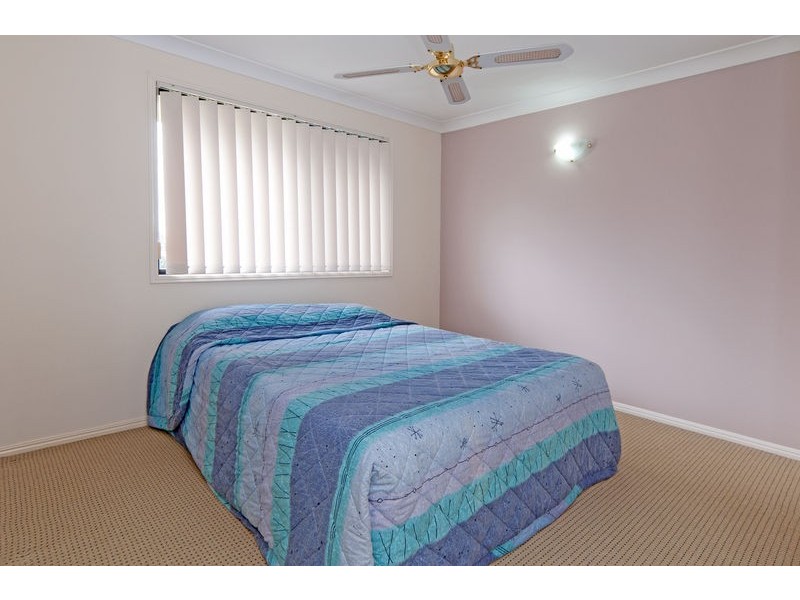 25 Chestnut Drive, Flinders View QLD 4305
