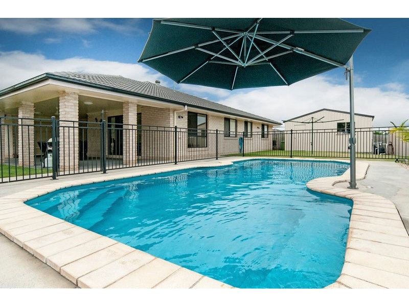 25 Chestnut Drive, Flinders View QLD 4305