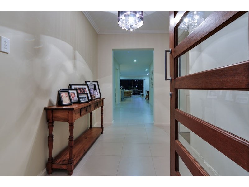 140 Winland Drive, Deebing Heights QLD 4306