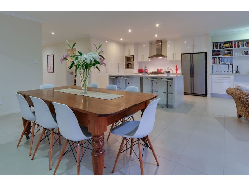 140 Winland Drive, Deebing Heights QLD 4306