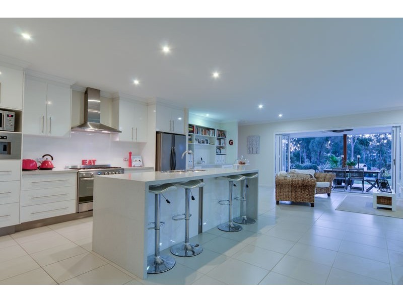 140 Winland Drive, Deebing Heights QLD 4306