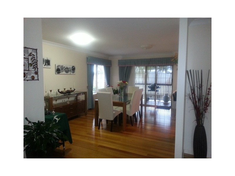 9 Yew Street, Yamanto QLD 4305