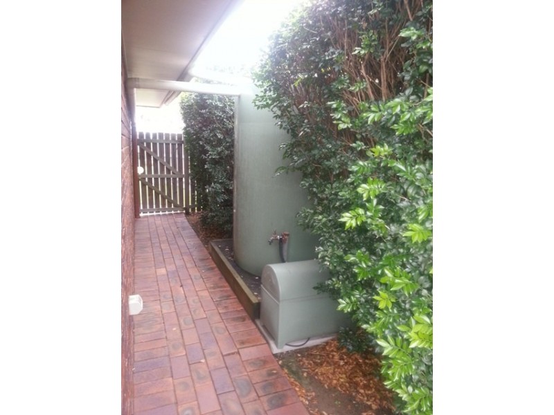 9 Yew Street, Yamanto QLD 4305