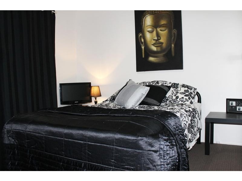 351 South Station Road, Raceview QLD 4305