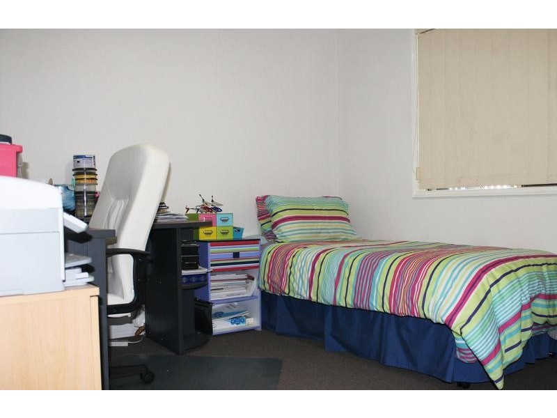 351 South Station Road, Raceview QLD 4305