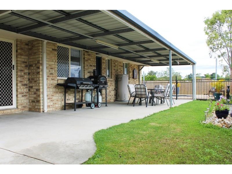 351 South Station Road, Raceview QLD 4305