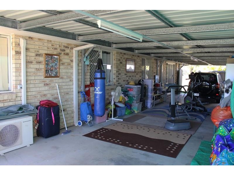 351 South Station Road, Raceview QLD 4305