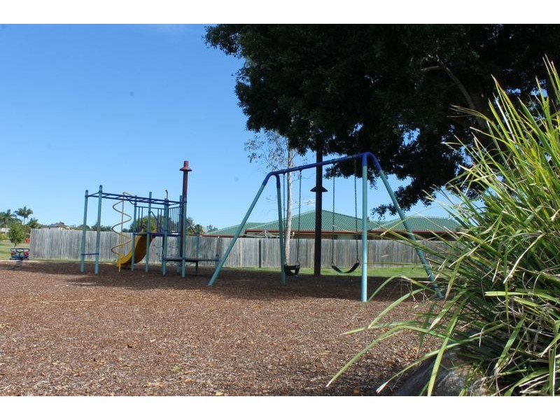 351 South Station Road, Raceview QLD 4305