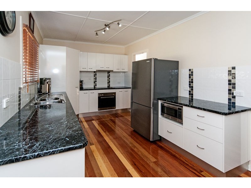 24 Leslie Street, East Ipswich QLD 4305