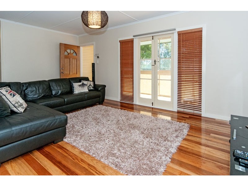 24 Leslie Street, East Ipswich QLD 4305