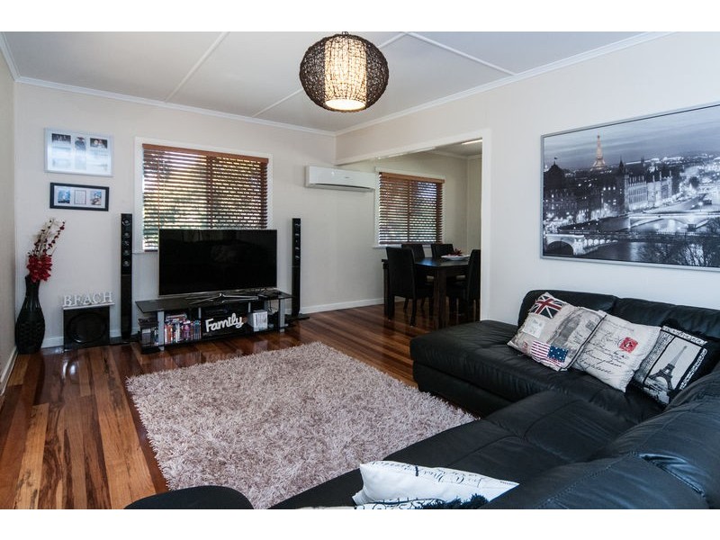 24 Leslie Street, East Ipswich QLD 4305