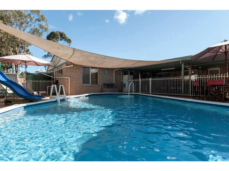 5 Sheppey Place, Yamanto QLD 4305