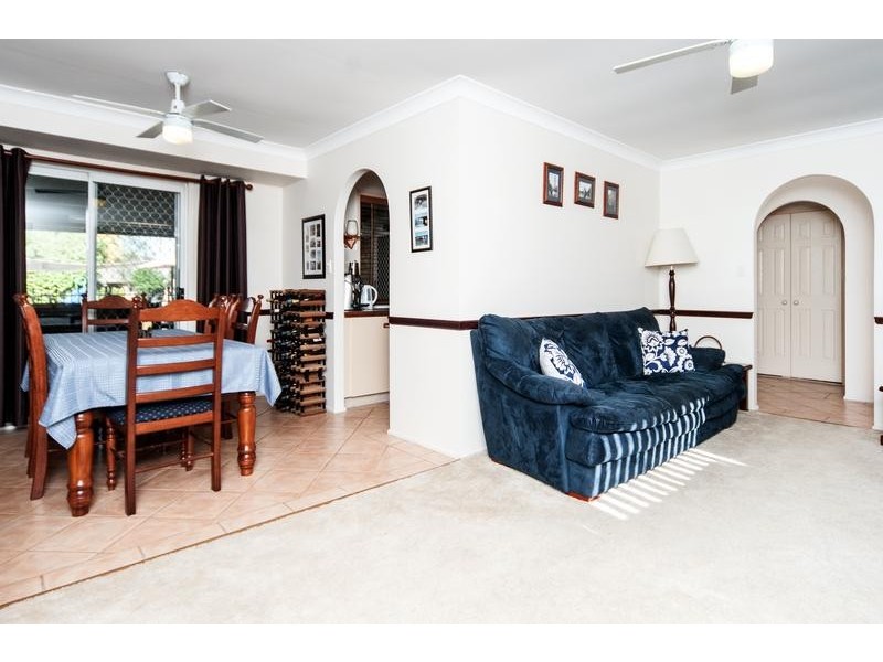 5 Sheppey Place, Yamanto QLD 4305