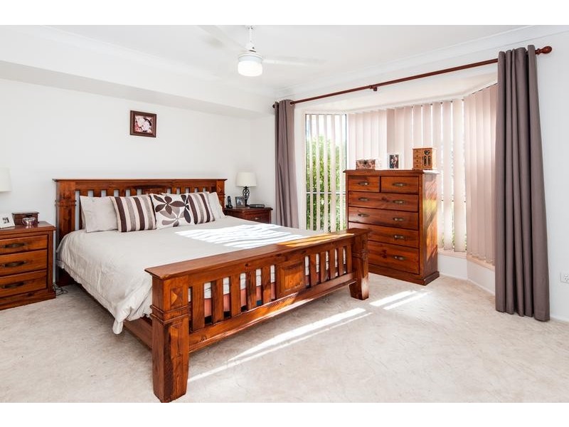 5 Sheppey Place, Yamanto QLD 4305