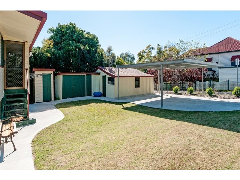 2 Feeney Lane, East Ipswich QLD 4305
