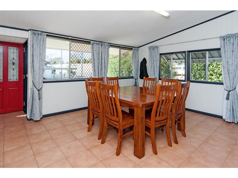 2 Feeney Lane, East Ipswich QLD 4305