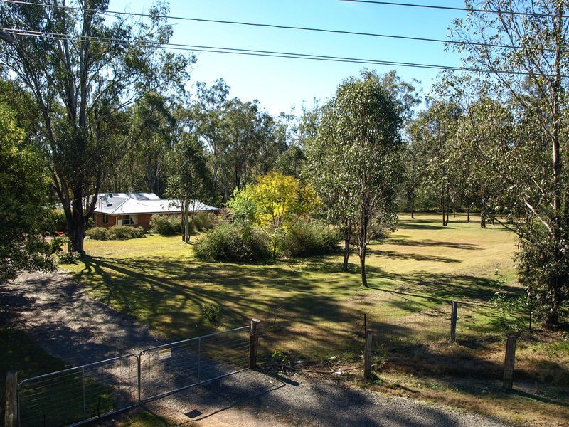 126 Kahler Road, Ironbark QLD 4306