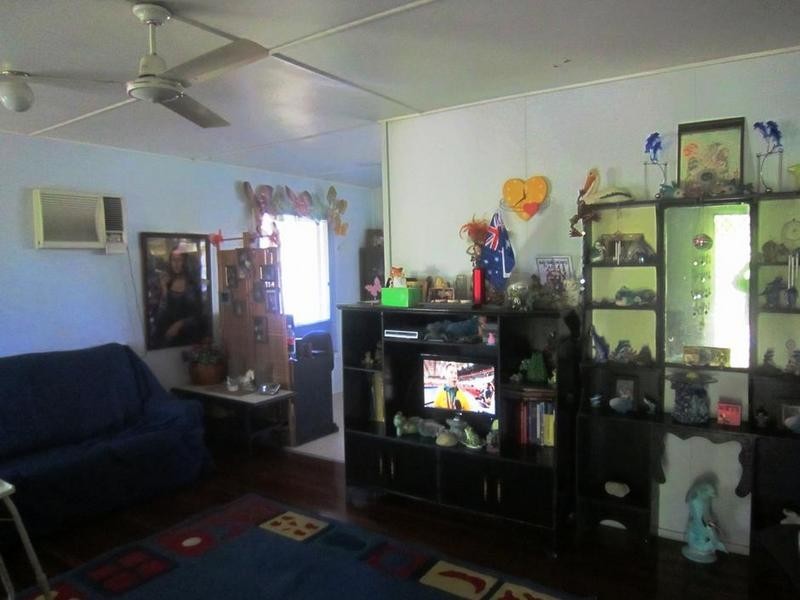 20 Peacock Street, One Mile QLD 4305