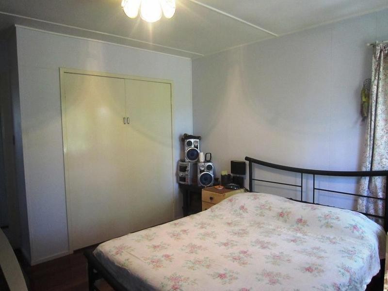 20 Peacock Street, One Mile QLD 4305