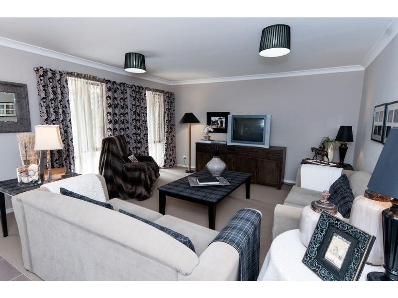 5 Bridge Street, North Booval QLD 4304