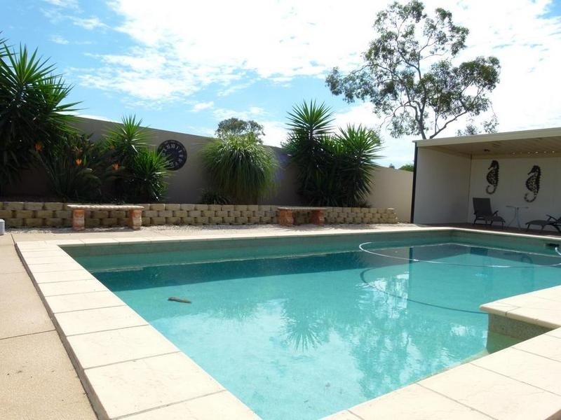 27 Harrison Grove, Deebing Heights QLD 4306