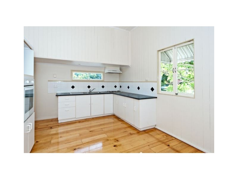 15 Chubb Street, One Mile QLD 4305