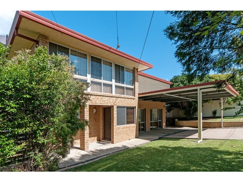 3 Rumsey Drive, Raceview QLD 4305