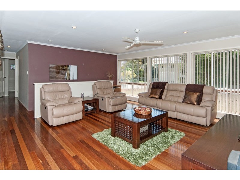 3 Rumsey Drive, Raceview QLD 4305
