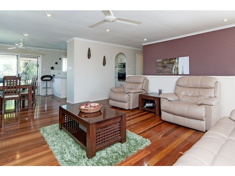 3 Rumsey Drive, Raceview QLD 4305