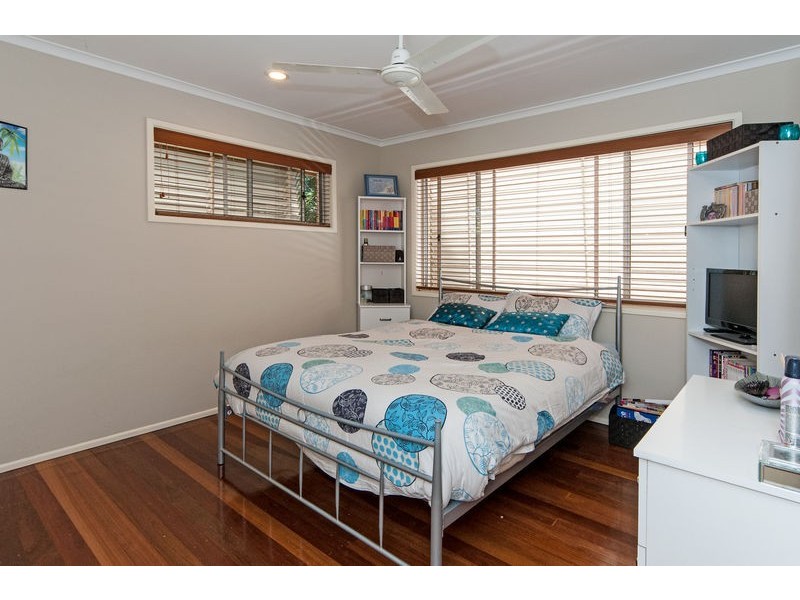 3 Rumsey Drive, Raceview QLD 4305