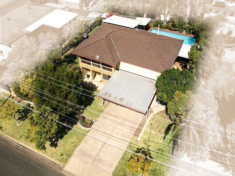 3 Rumsey Drive, Raceview QLD 4305