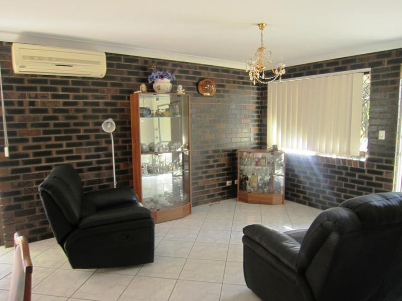 1/160 Glebe Road, Booval QLD 4304