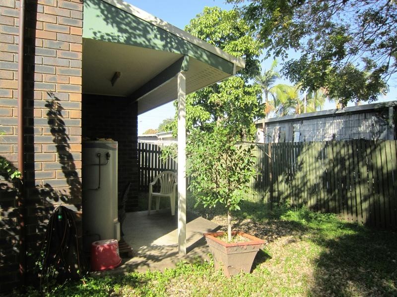 1/160 Glebe Road, Booval QLD 4304