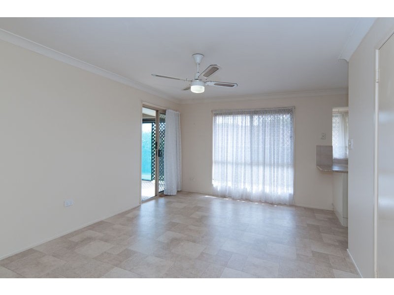 4 Cowley Drive, Flinders View QLD 4305