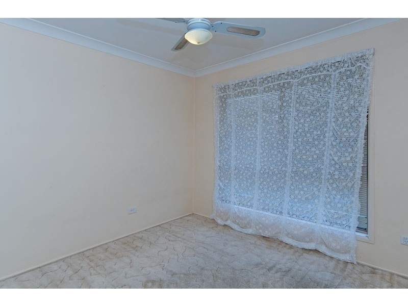 4 Cowley Drive, Flinders View QLD 4305