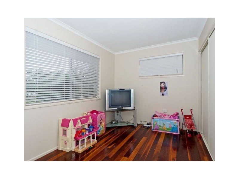 5 Glode Avenue, Churchill QLD 4305