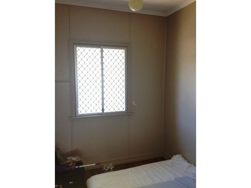 4 Robin Street, Coalfalls QLD 4305