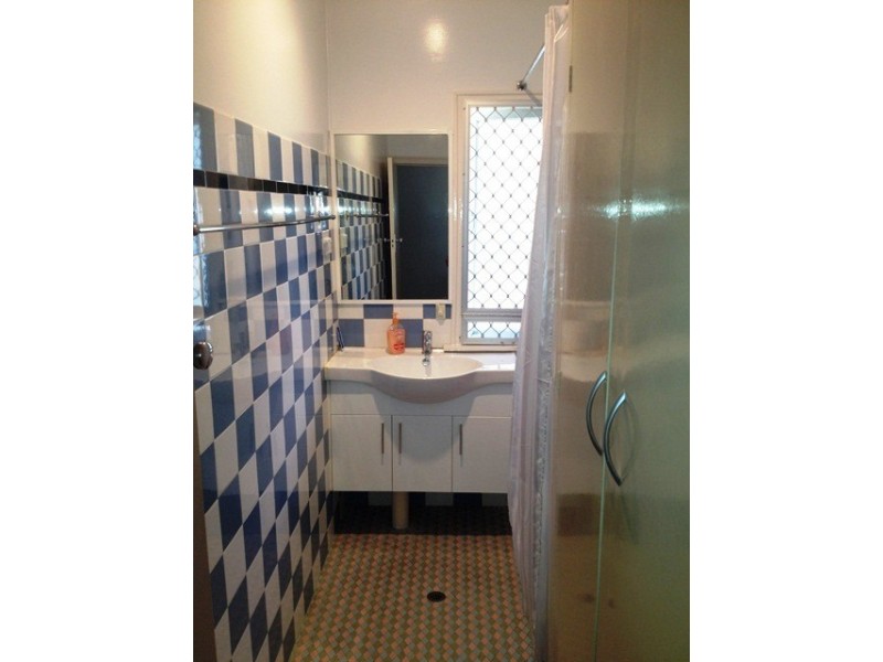 4 Robin Street, Coalfalls QLD 4305