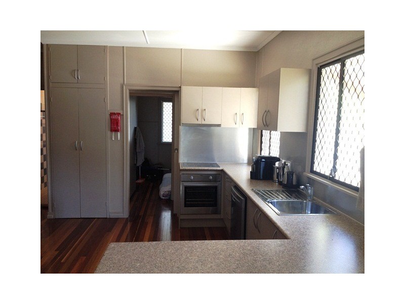 4 Robin Street, Coalfalls QLD 4305