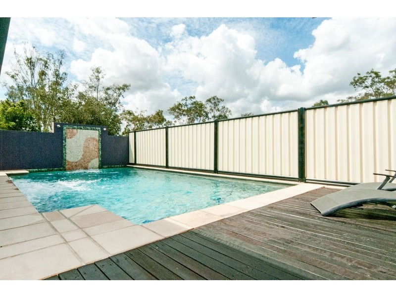 79 Deebing Creek Road, Yamanto QLD 4305