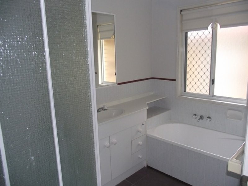 200 Wildey Street, Flinders View QLD 4305