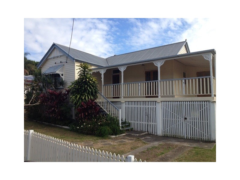 12 Foote Street, Newtown QLD 4305