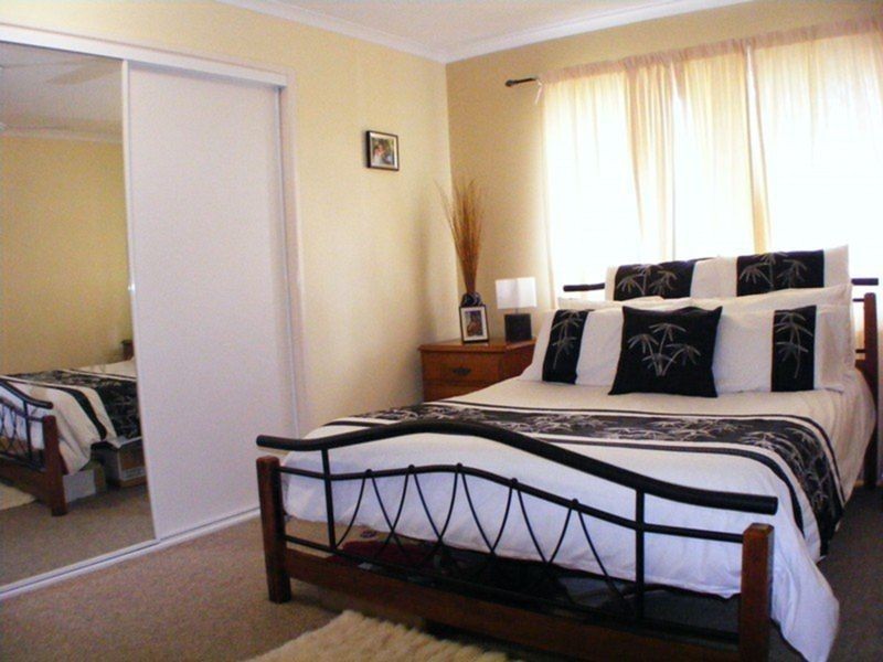 16 Bangalow Crescent, Raceview QLD 4305