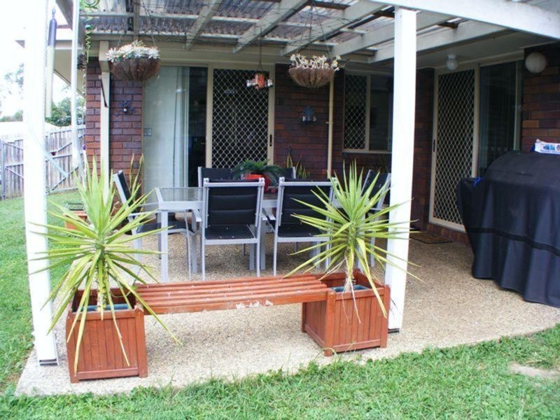 16 Bangalow Crescent, Raceview QLD 4305