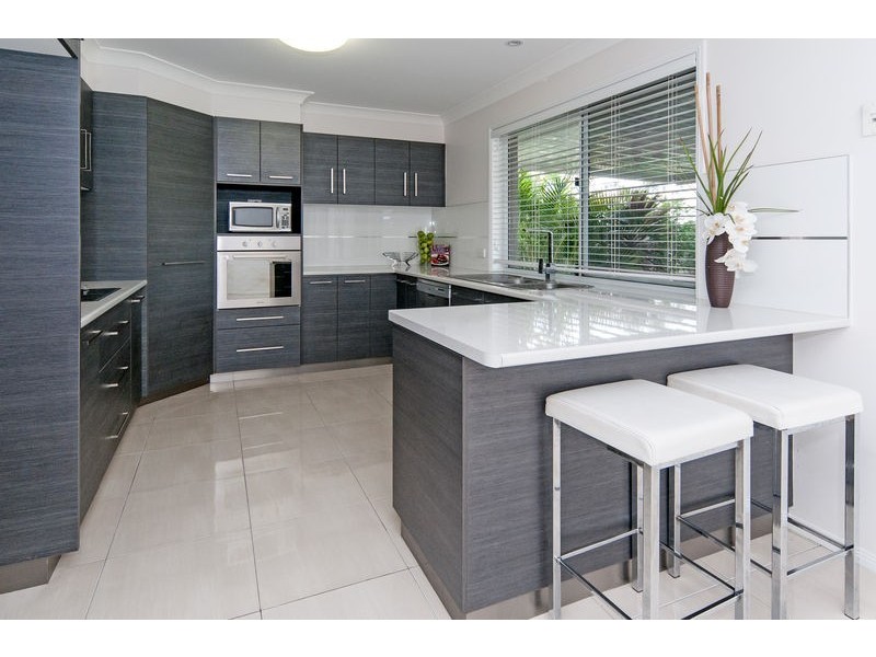 1 & 2/20 Deebing Creek Road, Yamanto QLD 4305