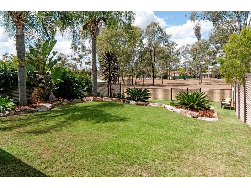 1 & 2/20 Deebing Creek Road, Yamanto QLD 4305