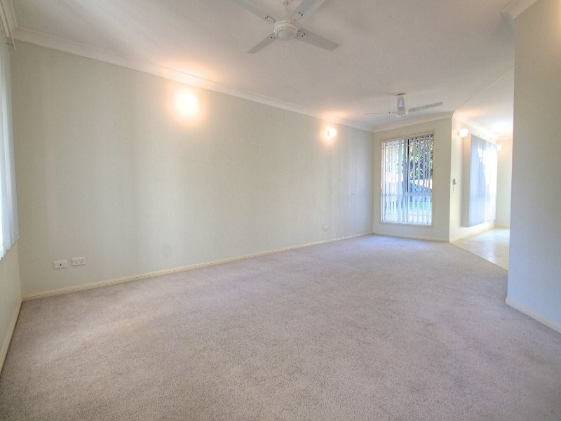 1 Jonquil Circuit, Flinders View QLD 4305