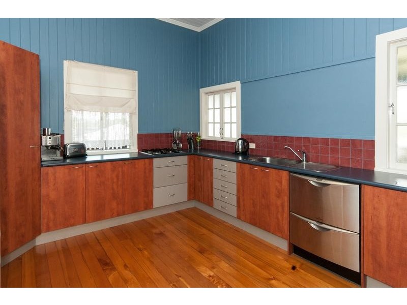 22 Hamilton Street, Booval QLD 4304